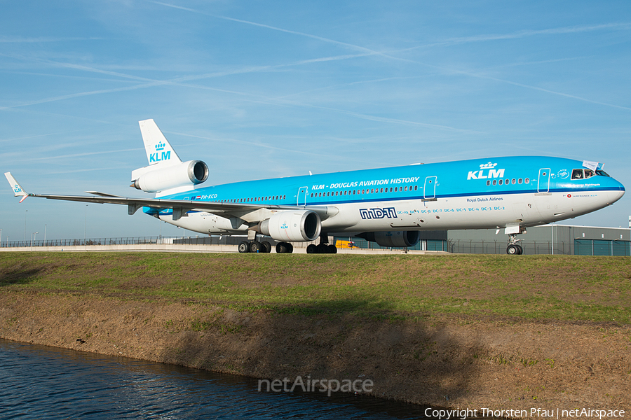 KLM - Royal Dutch Airlines McDonnell Douglas MD-11 (PH-KCD) | Photo 60821