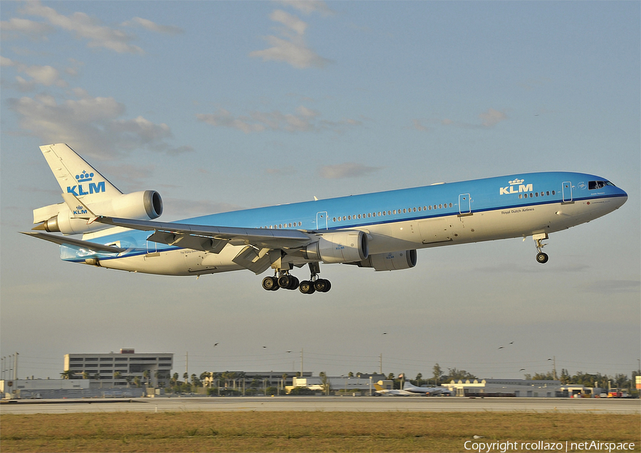 KLM - Royal Dutch Airlines McDonnell Douglas MD-11 (PH-KCE) | Photo 109015