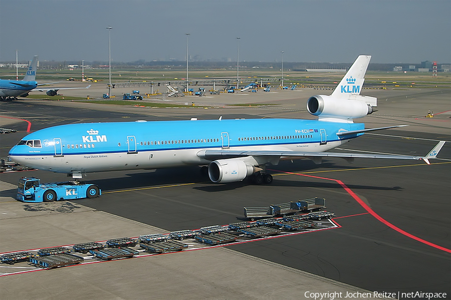 KLM - Royal Dutch Airlines McDonnell Douglas MD-11 (PH-KCH) | Photo 25141