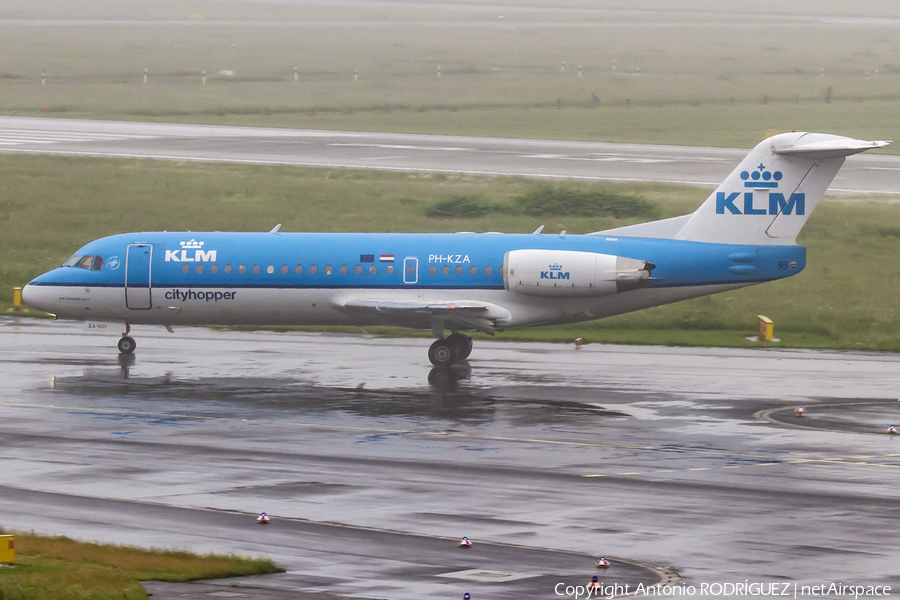 KLM Cityhopper Fokker 70 (PH-KZA) | Photo 379189