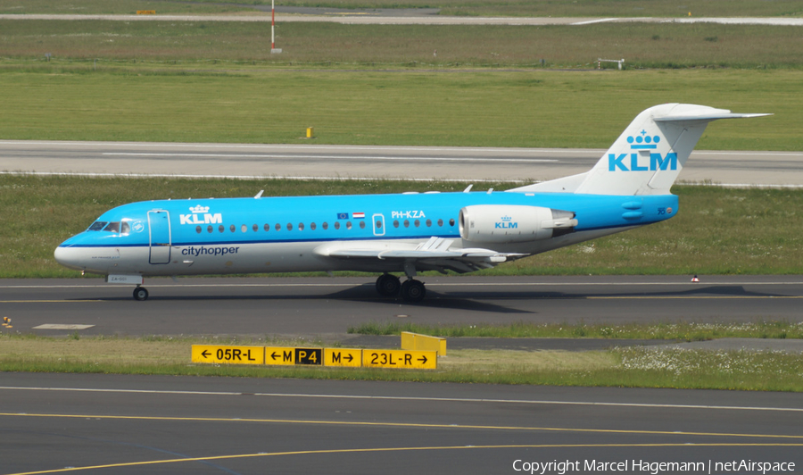 KLM Cityhopper Fokker 70 (PH-KZA) | Photo 107942