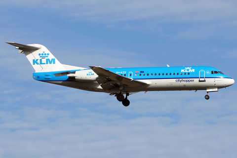 KLM Cityhopper Fokker 70 (PH-KZE) at  Hamburg - Fuhlsbuettel (Helmut Schmidt), Germany