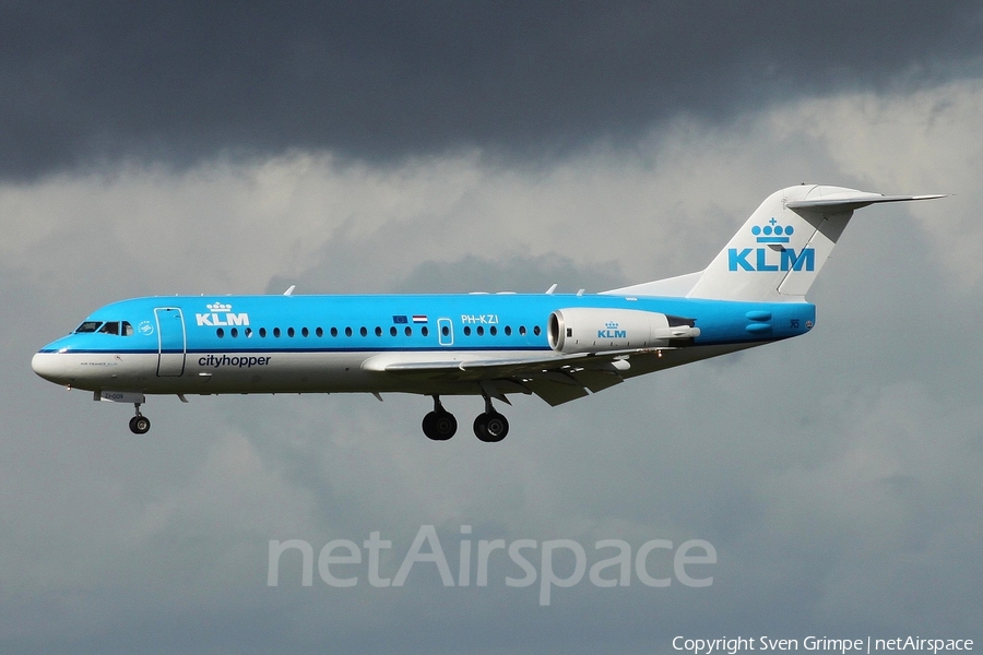 KLM Cityhopper Fokker 70 (PH-KZI) | Photo 18343