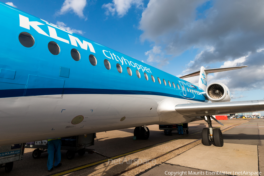 KLM Cityhopper Fokker 70 (PH-KZM) | Photo 194689