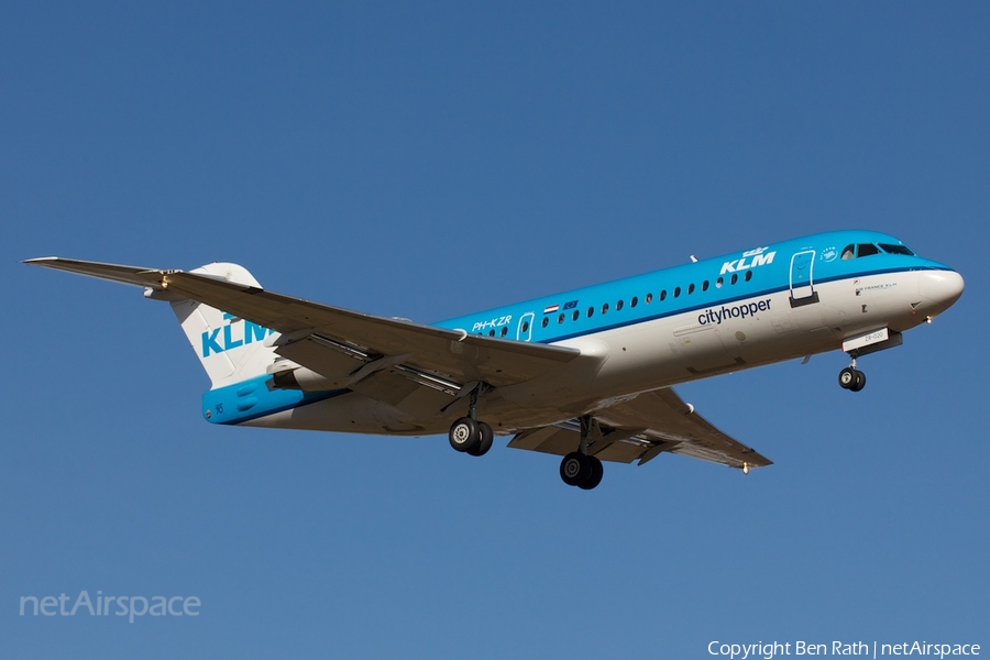 KLM Cityhopper Fokker 70 (PH-KZR) | Photo 42395