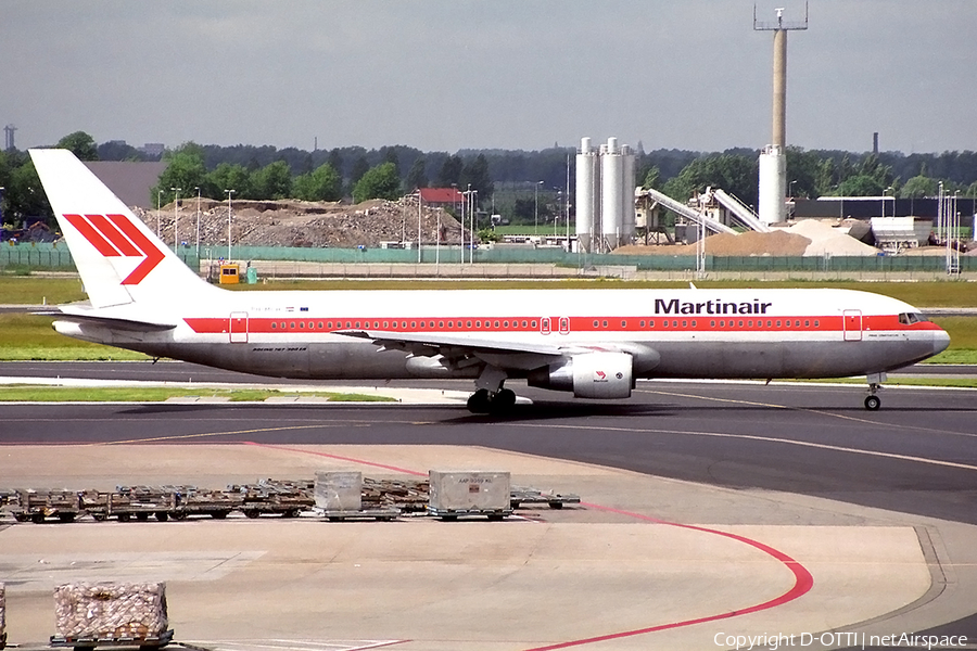 Martinair Boeing 767-31A(ER) (PH-MCH) | Photo 143077