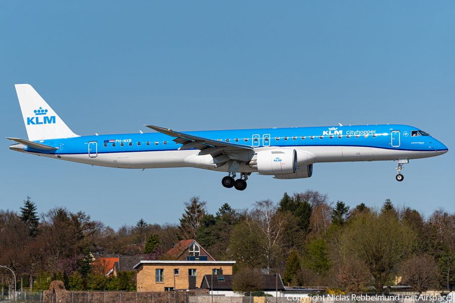 KLM Cityhopper Embraer ERJ-195E2 (ERJ-190-400STD) (PH-NXB) | Photo 442661