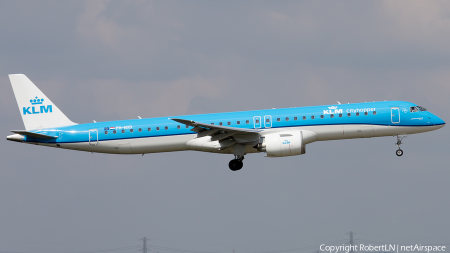 KLM Cityhopper Embraer ERJ-195E2 (ERJ-190-400STD) (PH-NXB) | Photo 594104