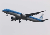 KLM Cityhopper Embraer ERJ-195E2 (ERJ-190-400STD) (PH-NXB) at  Warsaw - Frederic Chopin International, Poland