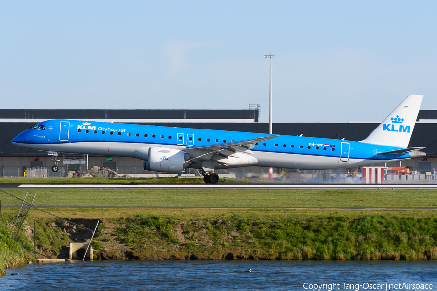 KLM Cityhopper Embraer ERJ-195E2 (ERJ-190-400STD) (PH-NXC) | Photo 680304