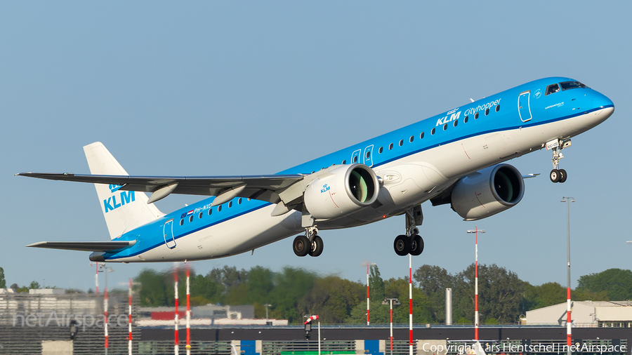 KLM Cityhopper Embraer ERJ-195E2 (ERJ-190-400STD) (PH-NXC) | Photo 507427