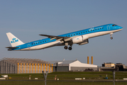 KLM Cityhopper Embraer ERJ-195E2 (ERJ-190-400STD) (PH-NXC) at  Hamburg - Fuhlsbuettel (Helmut Schmidt), Germany