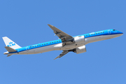KLM Cityhopper Embraer ERJ-195E2 (ERJ-190-400STD) (PH-NXC) at  London - Heathrow, United Kingdom