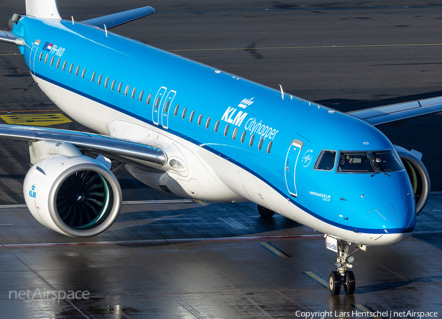 KLM Cityhopper Embraer ERJ-195E2 (ERJ-190-400STD) (PH-NXD) | Photo 550506