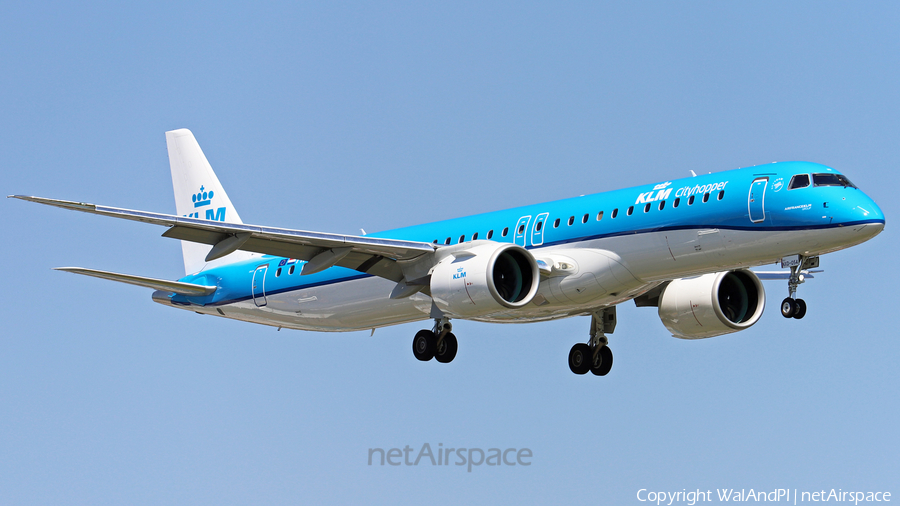 KLM Cityhopper Embraer ERJ-195E2 (ERJ-190-400STD) (PH-NXD) | Photo 454334