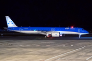 KLM Cityhopper Embraer ERJ-195E2 (ERJ-190-400STD) (PH-NXE) at  Tenerife Sur - Reina Sofia, Spain