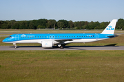 KLM Cityhopper Embraer ERJ-195E2 (ERJ-190-400STD) (PH-NXG) at  Hamburg - Fuhlsbuettel (Helmut Schmidt), Germany