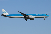 KLM Cityhopper Embraer ERJ-195E2 (ERJ-190-400STD) (PH-NXH) at  Amsterdam - Schiphol, Netherlands