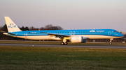 KLM Cityhopper Embraer ERJ-195E2 (ERJ-190-400STD) (PH-NXH) at  Hamburg - Fuhlsbuettel (Helmut Schmidt), Germany