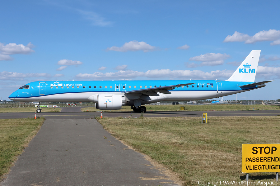 KLM Cityhopper Embraer ERJ-195E2 (ERJ-190-400STD) (PH-NXI) | Photo 530302