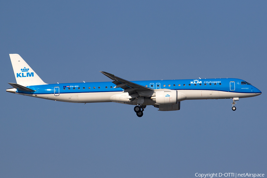 KLM Cityhopper Embraer ERJ-195E2 (ERJ-190-400STD) (PH-NXI) | Photo 573626