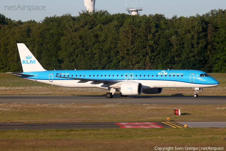 KLM Cityhopper Embraer ERJ-195E2 (ERJ-190-400STD) (PH-NXK) | Photo 574310