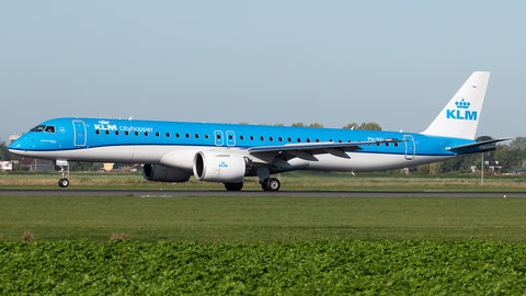 KLM Cityhopper Embraer ERJ-195E2 (ERJ-190-400STD) (PH-NXL) at  Amsterdam - Schiphol, Netherlands