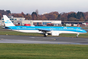 KLM Cityhopper Embraer ERJ-195E2 (ERJ-190-400STD) (PH-NXN) at  Hamburg - Fuhlsbuettel (Helmut Schmidt), Germany