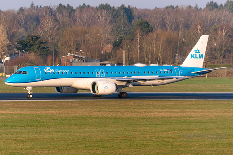 KLM Cityhopper Embraer ERJ-195E2 (ERJ-190-400STD) (PH-NXN) at  Hamburg - Fuhlsbuettel (Helmut Schmidt), Germany