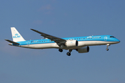 KLM Cityhopper Embraer ERJ-195E2 (ERJ-190-400STD) (PH-NXR) at  Hamburg - Fuhlsbuettel (Helmut Schmidt), Germany