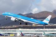 KLM Cityhopper Embraer ERJ-195E2 (ERJ-190-400STD) (PH-NXU) at  Tenerife Sur - Reina Sofia, Spain
