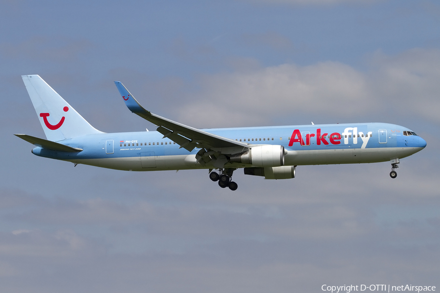 Arkefly Boeing 767-304(ER) (PH-OYE) | Photo 437750