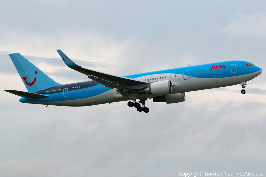 Arke Boeing 767-304(ER) (PH-OYI) | Photo 85772