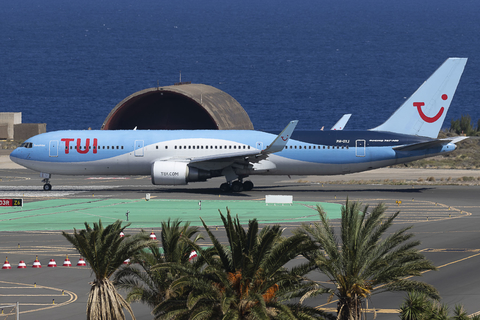 TUI Airlines Netherlands Boeing 767-304(ER) (PH-OYJ) at  Gran Canaria, Spain