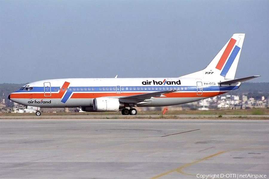 Air Holland Boeing 737-3Y0 (PH-OZB) | Photo 143926