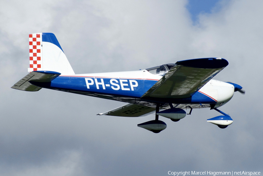 (Private) Van's Aircraft RV-12 (PH-SEP) | Photo 136025