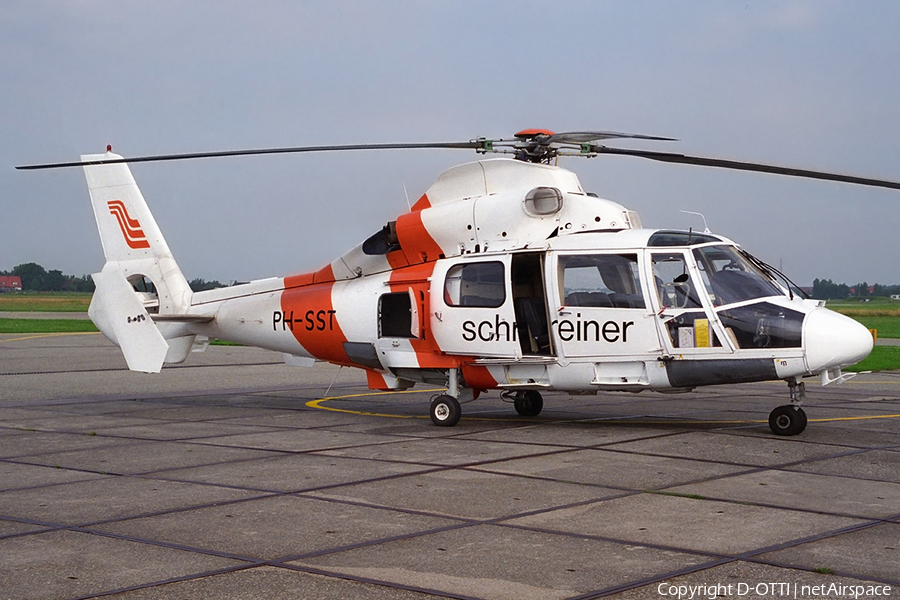 Schreiner Airways Aerospatiale SA365N Dauphin 2 (PH-SST) | Photo 246510