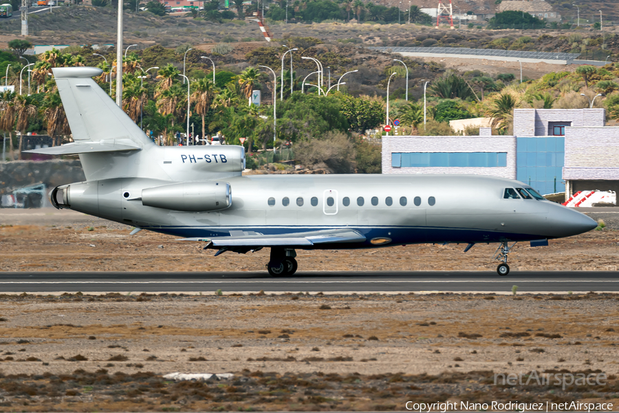 Exxaero Dassault Falcon 900C (PH-STB) | Photo 479292