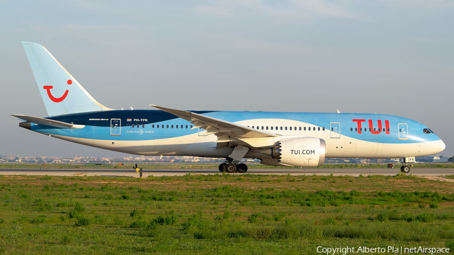 TUI Airlines Netherlands Boeing 787-8 Dreamliner (PH-TFK) | Photo 351482