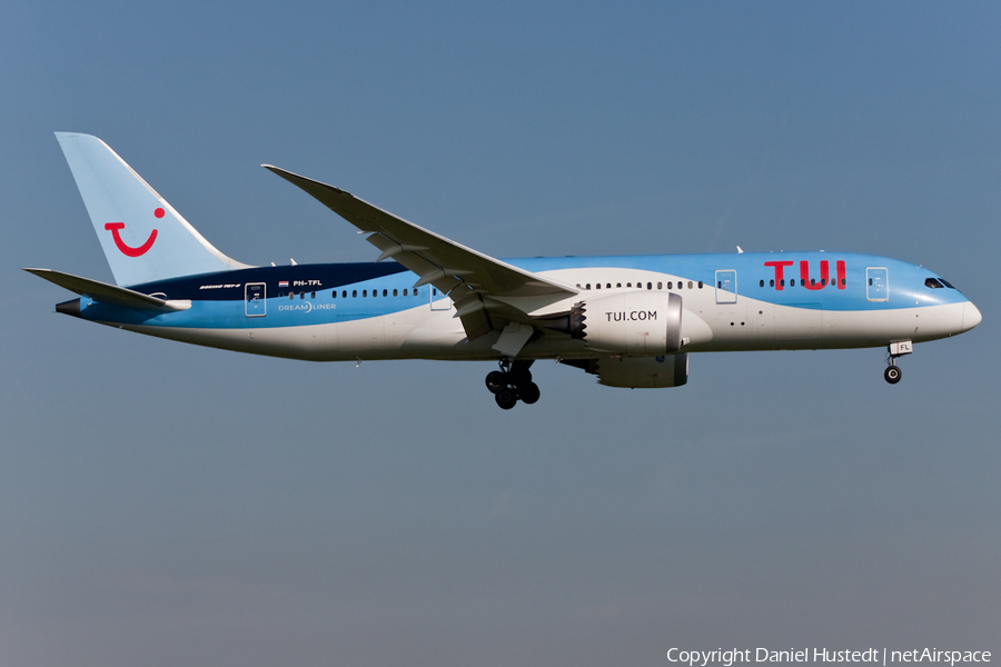 TUI Airlines Netherlands Boeing 787-8 Dreamliner (PH-TFL) | Photo 453288