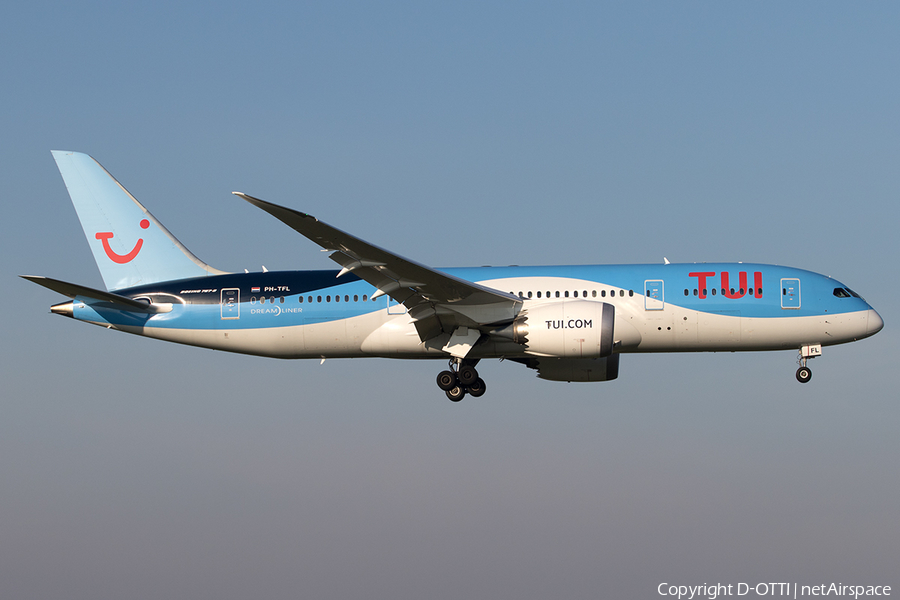 TUI Airlines Netherlands Boeing 787-8 Dreamliner (PH-TFL) | Photo 526892