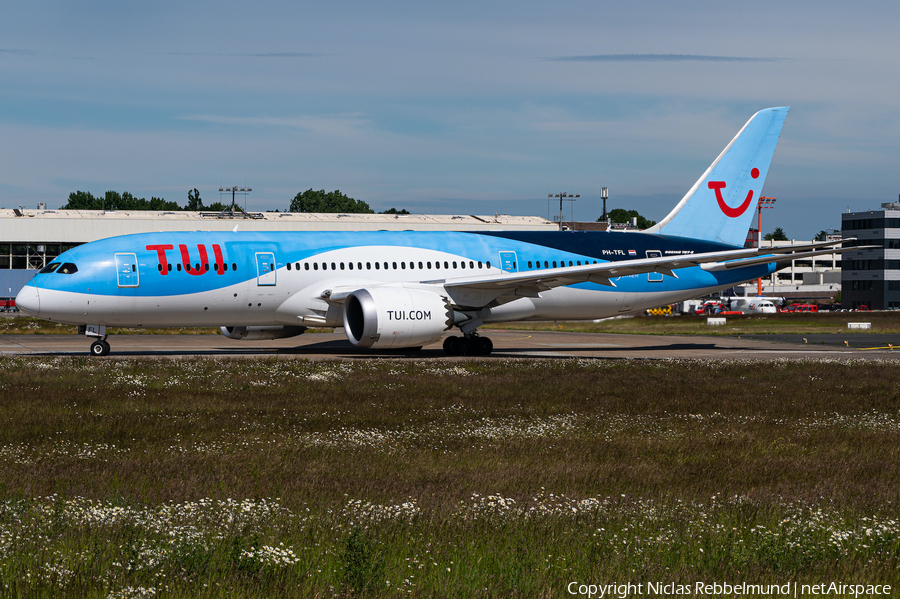 TUI Airlines Netherlands Boeing 787-8 Dreamliner (PH-TFL) | Photo 388888