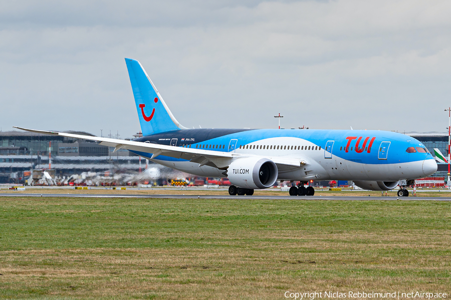 TUI Airlines Netherlands Boeing 787-8 Dreamliner (PH-TFL) | Photo 439237