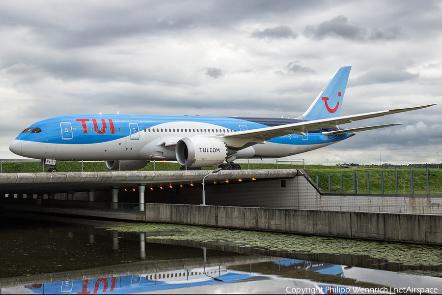 TUI Airlines Netherlands Boeing 787-8 Dreamliner (PH-TFL) | Photo 117852