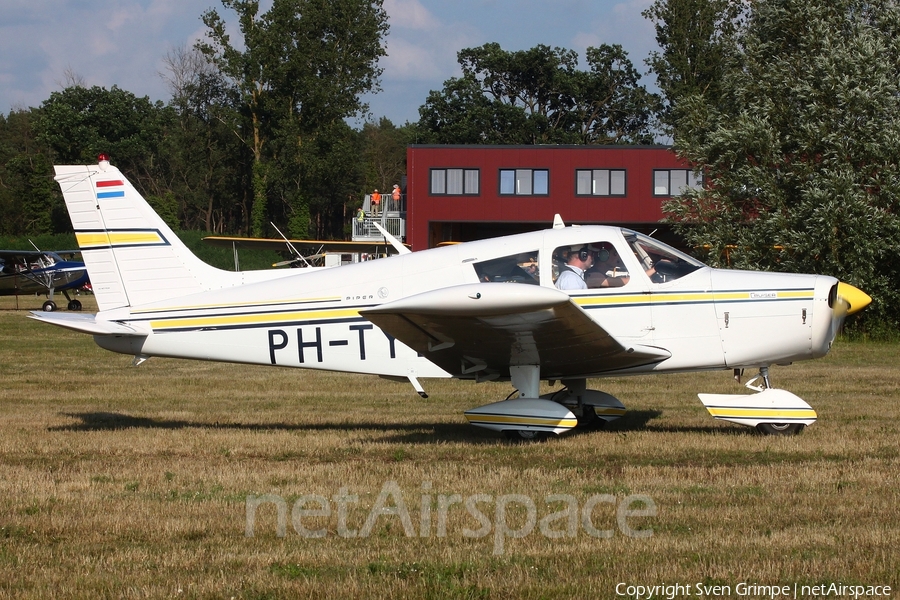 (Private) Piper PA-28-140 Cherokee F (PH-TYD) | Photo 458242