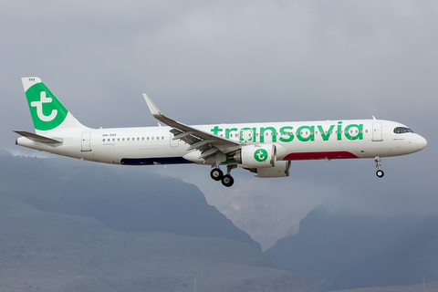 Transavia Airbus A321-251NX (PH-YHY) at  Gran Canaria, Spain