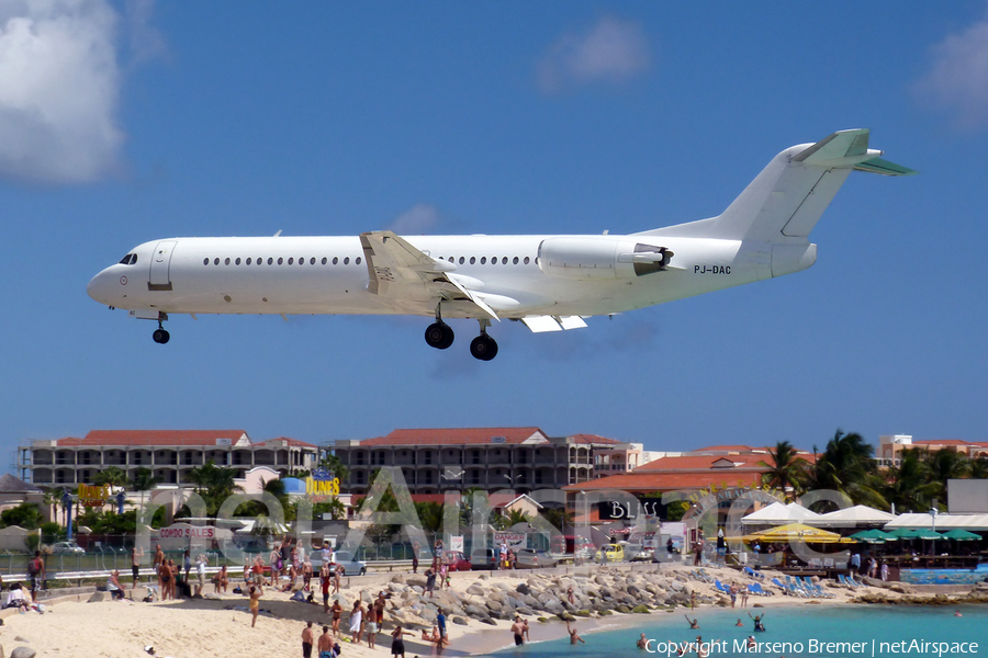 Dutch Antilles Express Fokker 100 (PJ-DAC) | Photo 9361