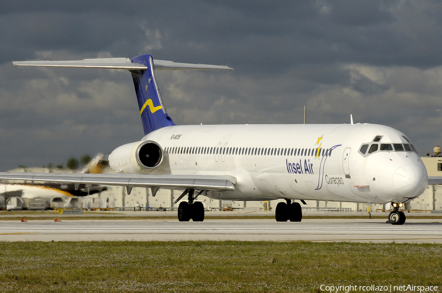 Insel Air McDonnell Douglas MD-82 (PJ-MDB) | Photo 17131