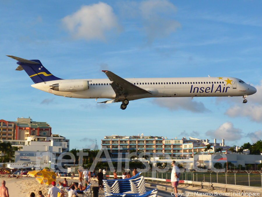 Insel Air McDonnell Douglas MD-82 (PJ-MDB) | Photo 14547