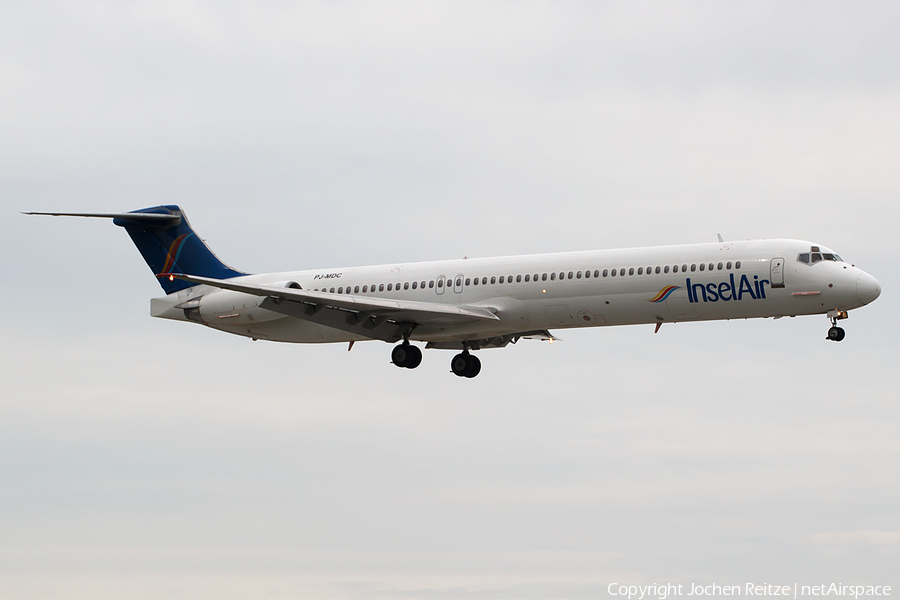 Insel Air McDonnell Douglas MD-82 (PJ-MDC) | Photo 100916